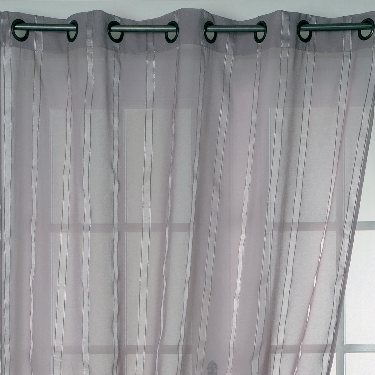 Voilage en étamine et fines rayures brillantes — vue 3