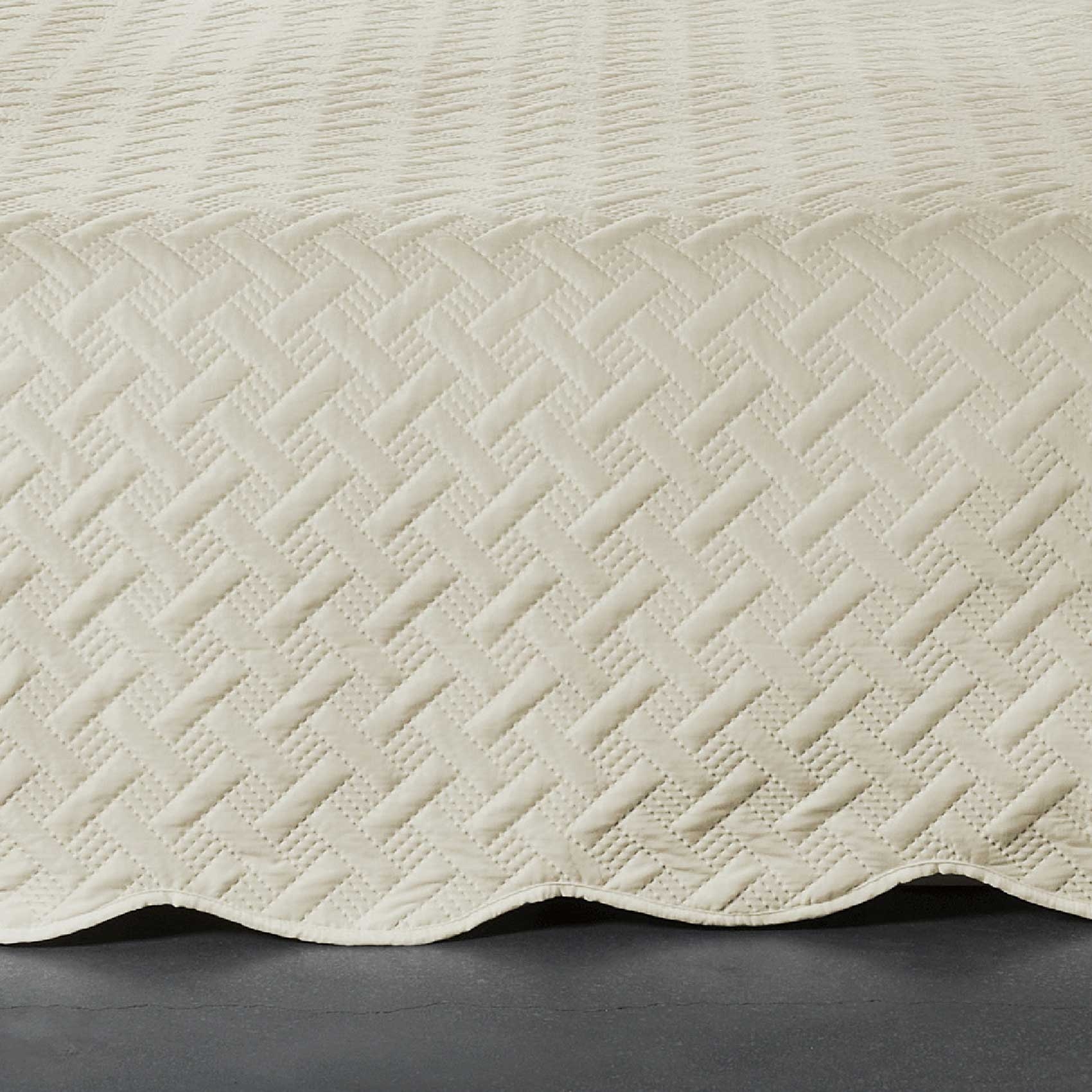 Couverture molletonné surpiquage graphique — vue 3