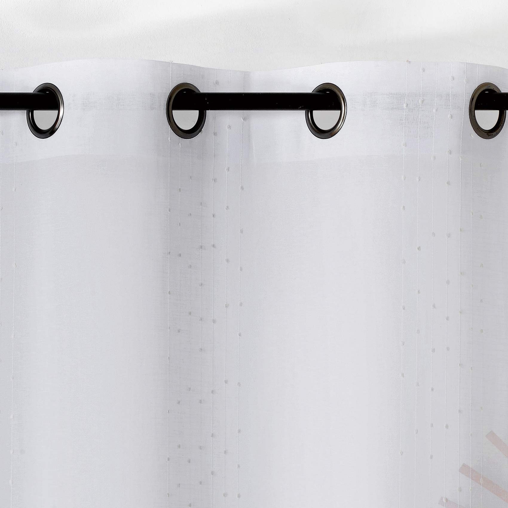 Voilage délicat à fines rayures et pompons — vue 3