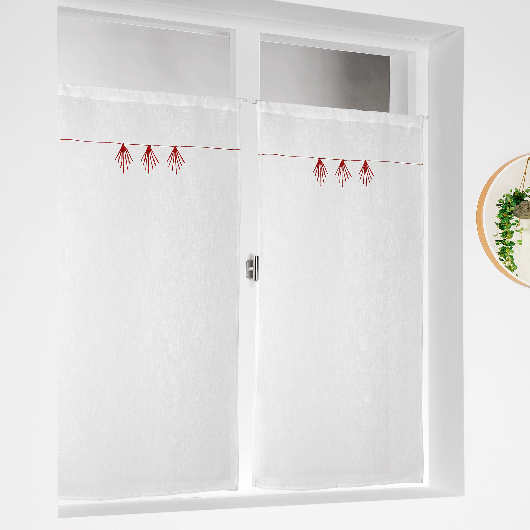 Paire de petits voilages au style géométrique — vue 5