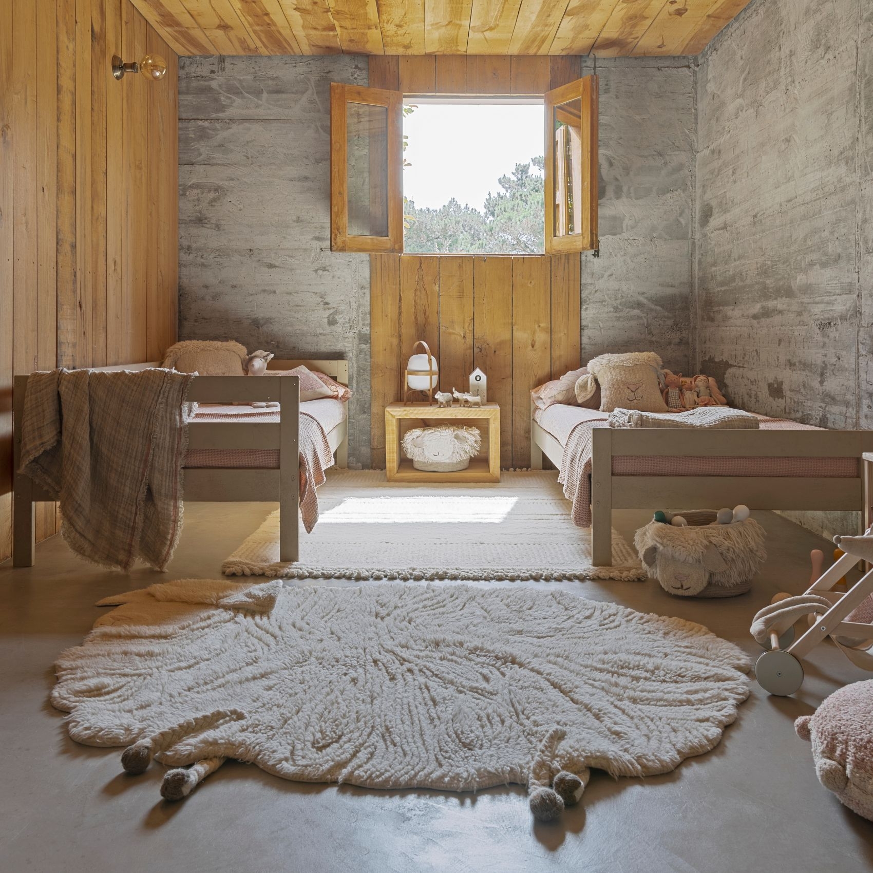 Tapis lavable en laine mouton au nez rose — vue 4