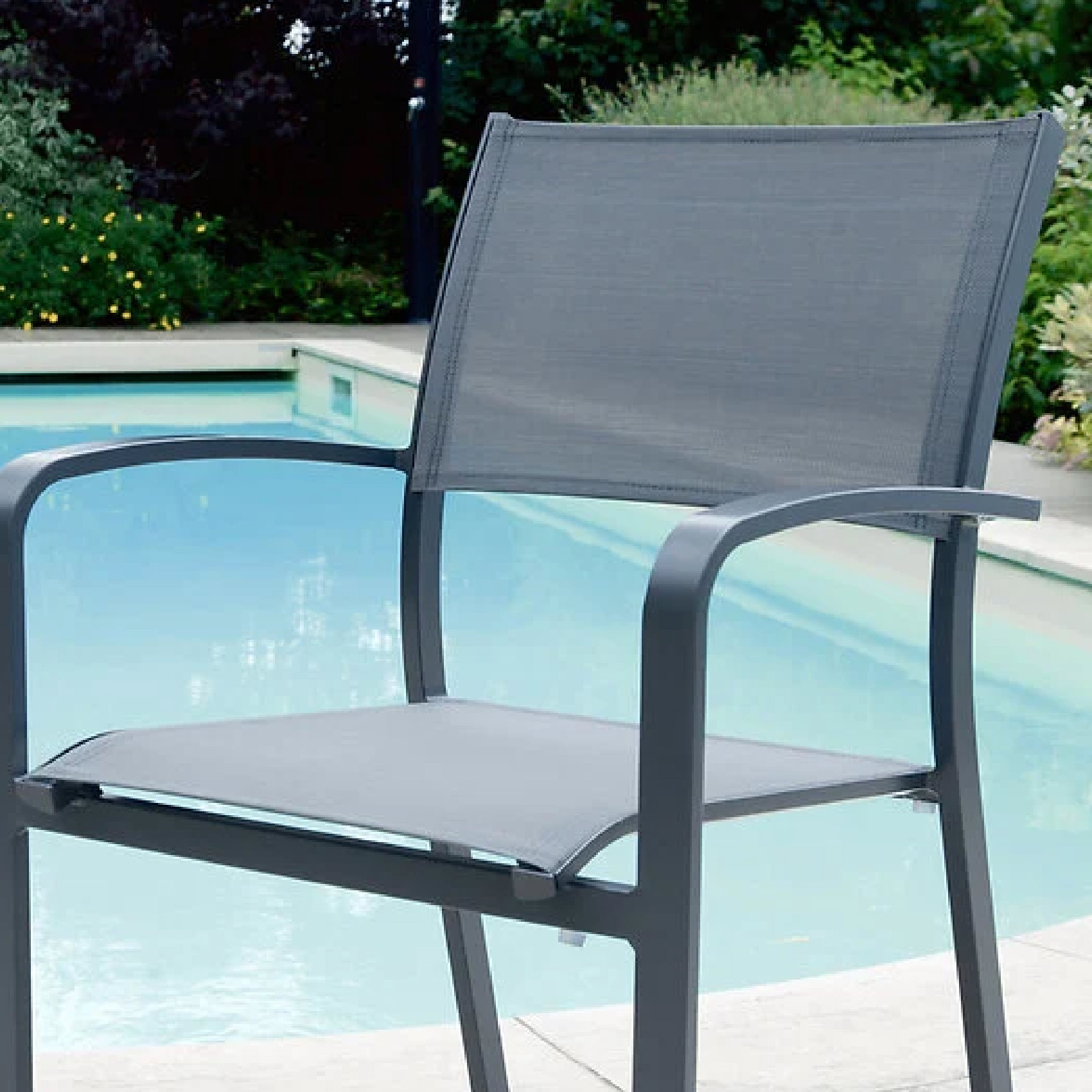 Fauteuil à accoudoir et textilène — vue 6