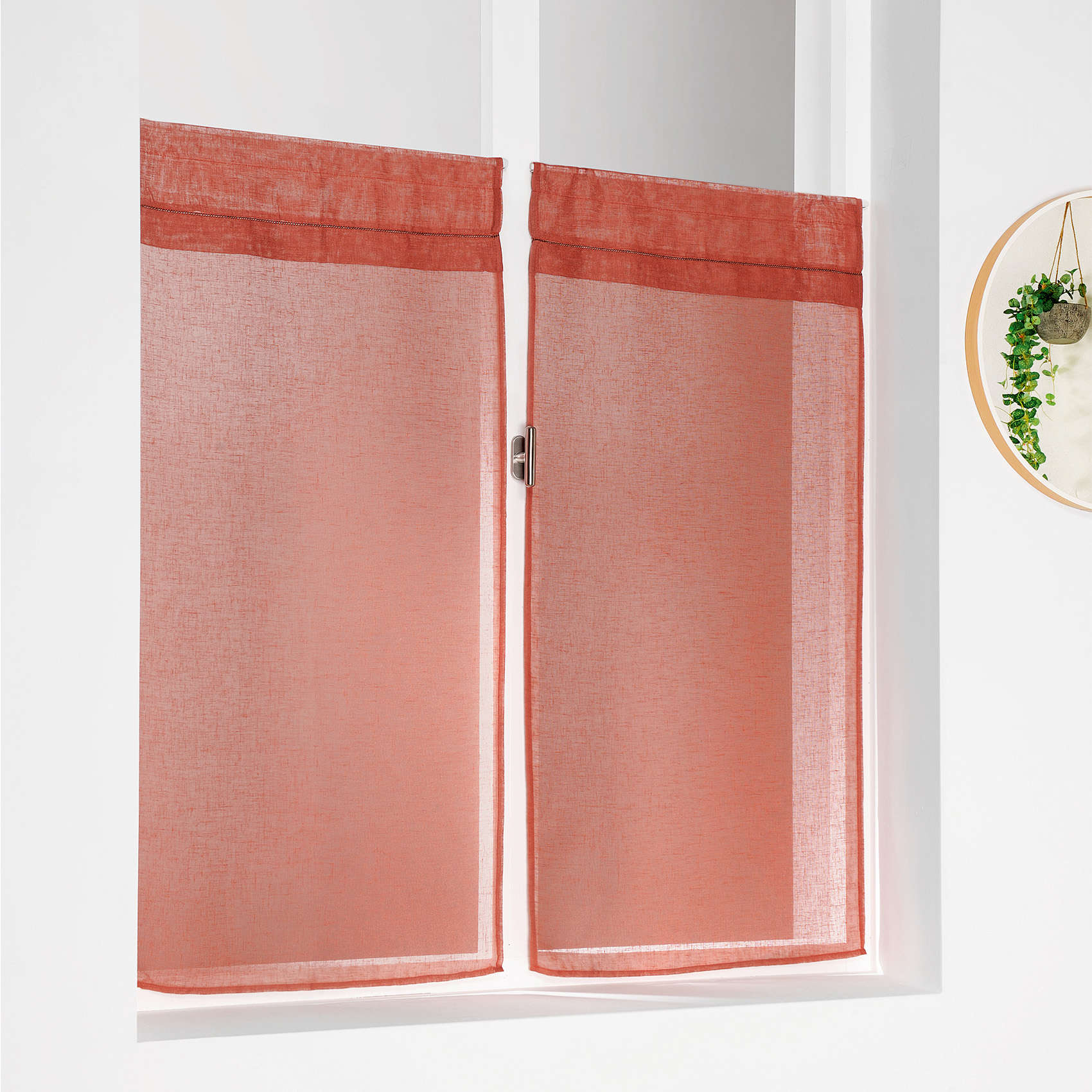 Paire de petits voilages unis et tamisants en poly/lin