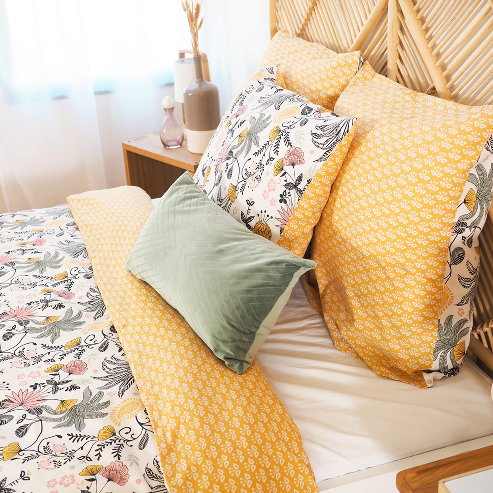 Parure fleurie en satin de coton bio — vue 4