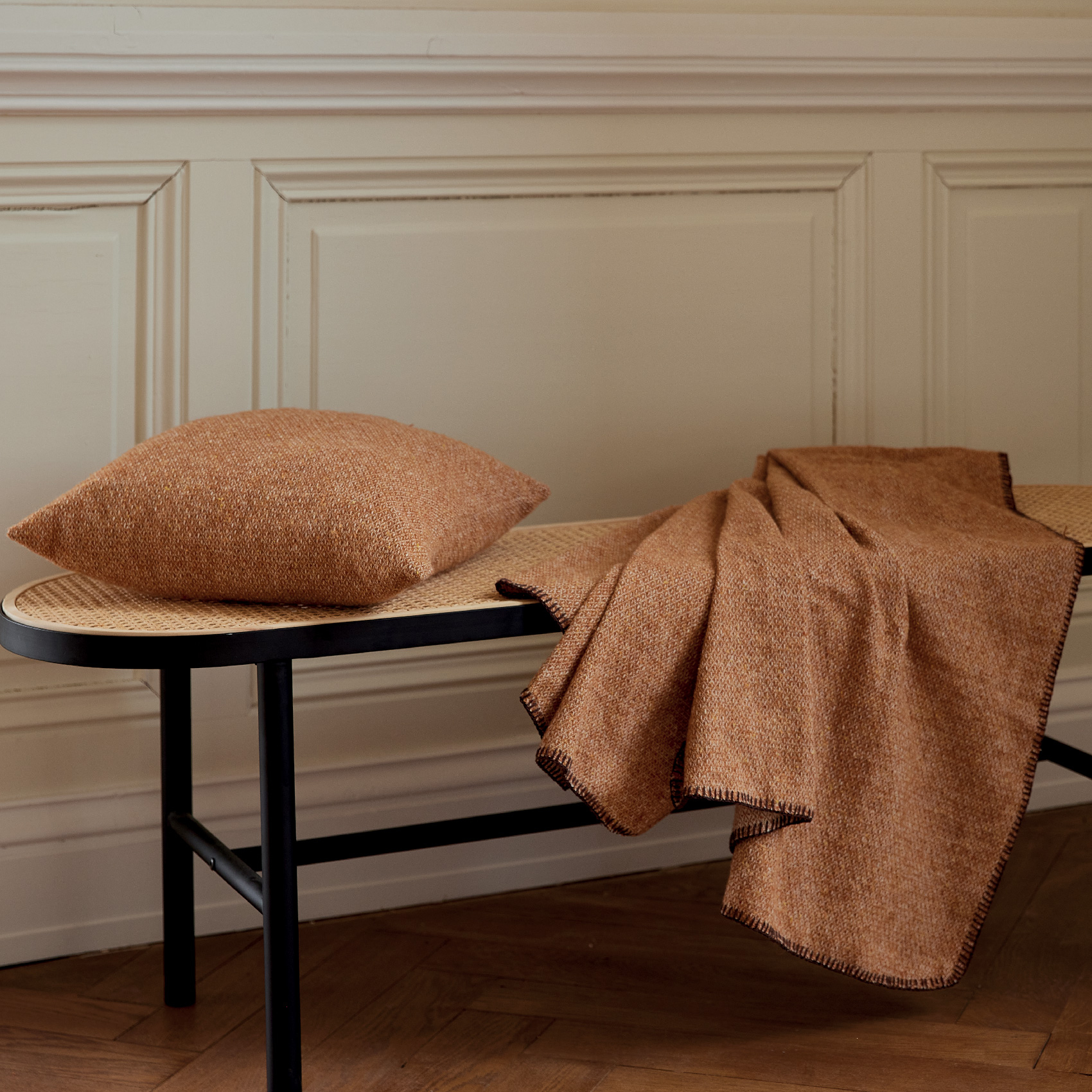 Housse de coussin en laine avec micro-motif losange — vue 5