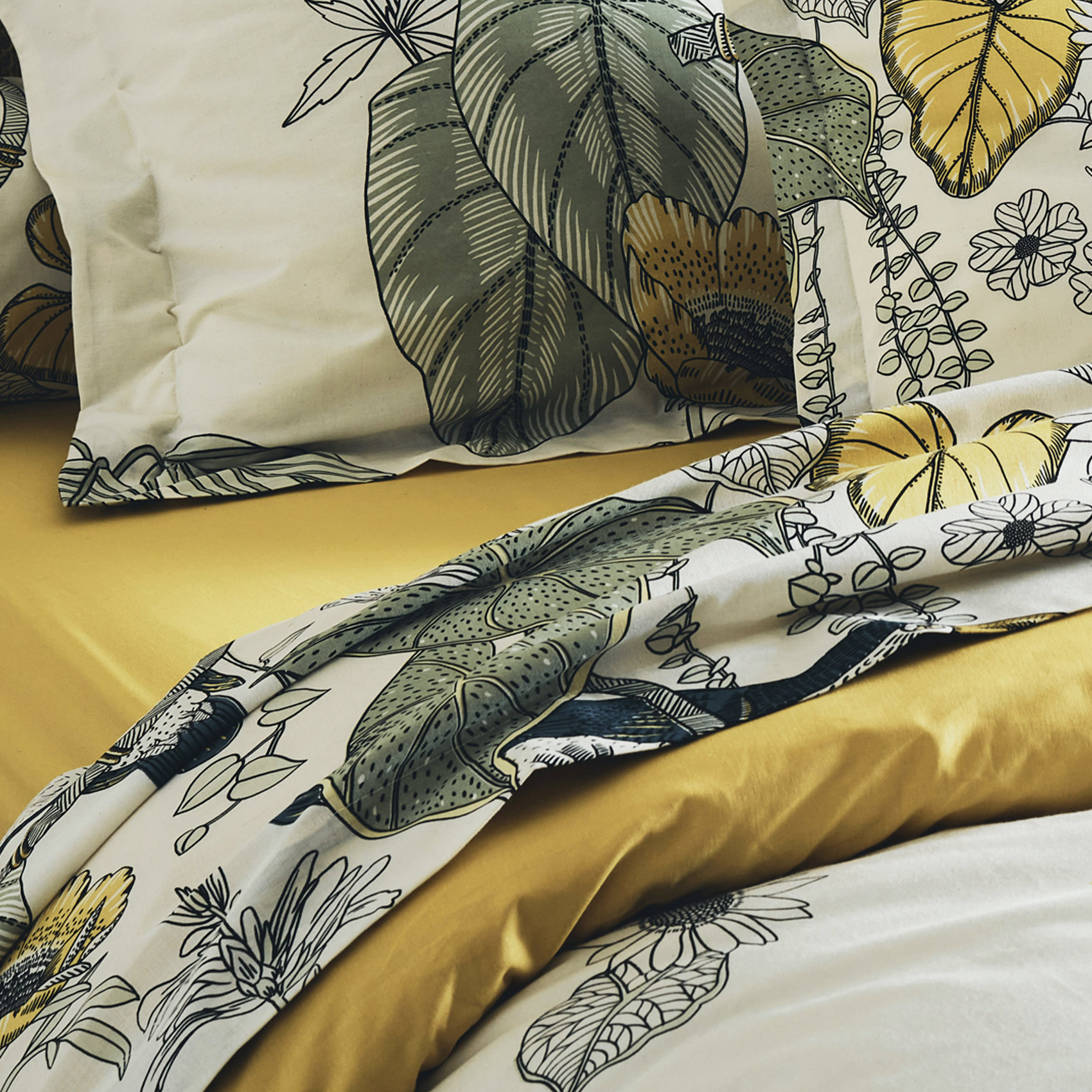 Ensemble draps et taie Toco — vue 4