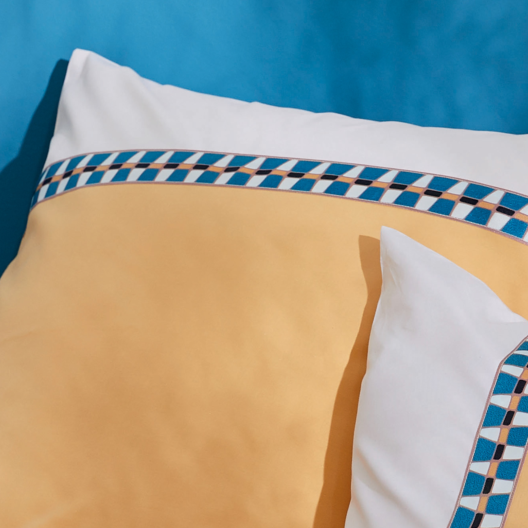 Taie d'oreiller percale avec galon — vue 6