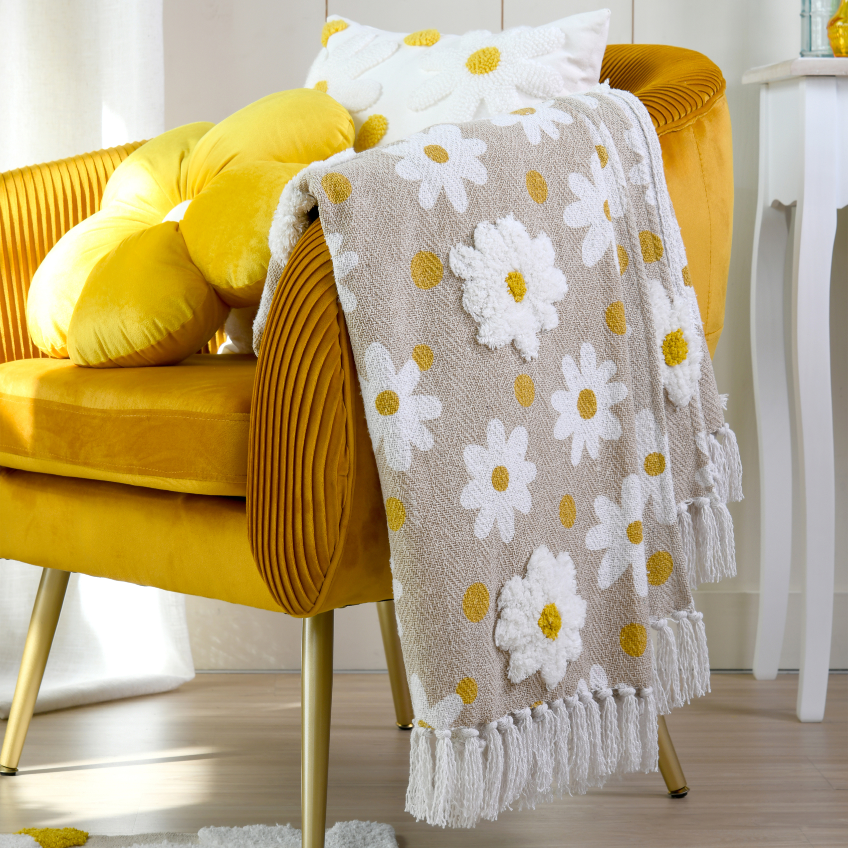 Plaid décoratif imprimé marguerites en polycoton — vue 4