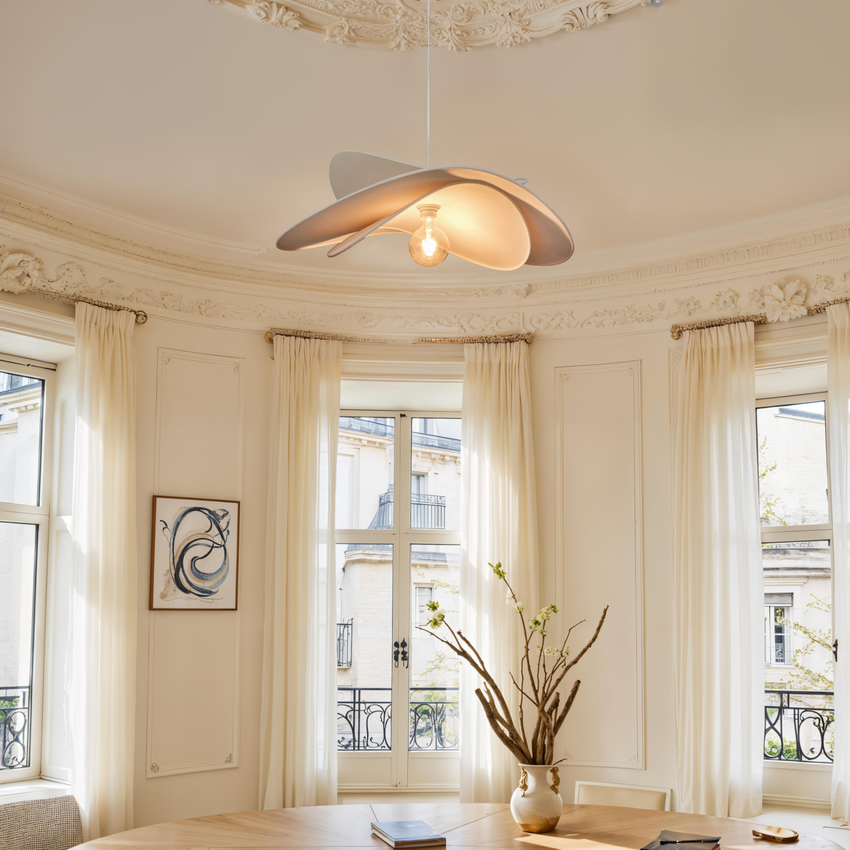 Suspension design en tissu forme organique — vue 3