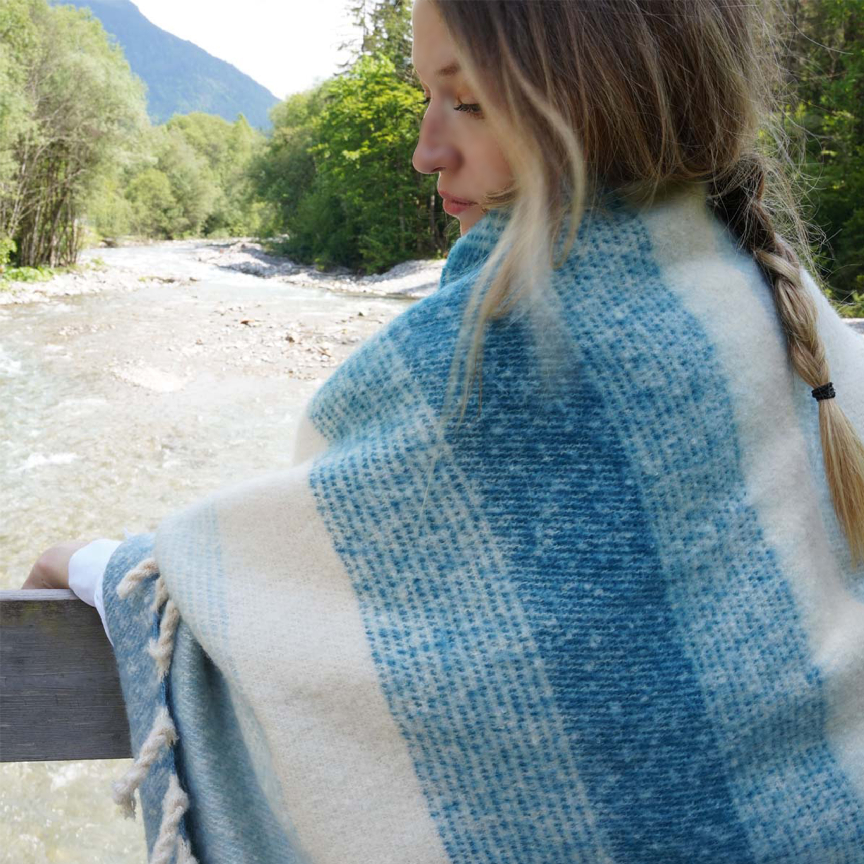 Plaid aspect mohair à franges torsadées — vue 5