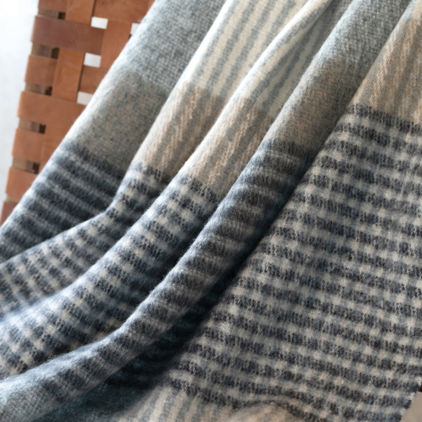 Plaid à carreaux aspect mohair doux — vue 5