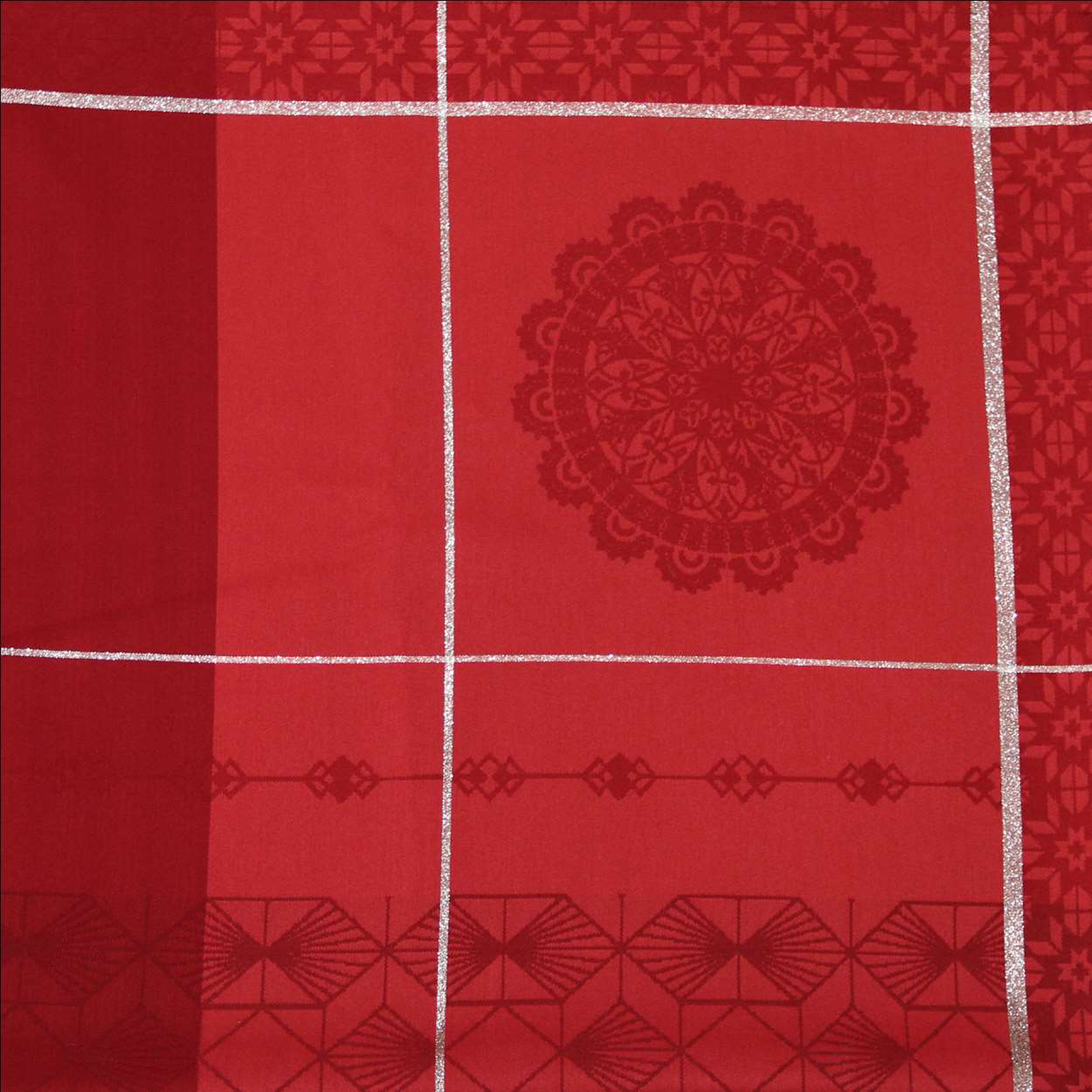 Nappe de Noël rectangulaire brodée — vue 4