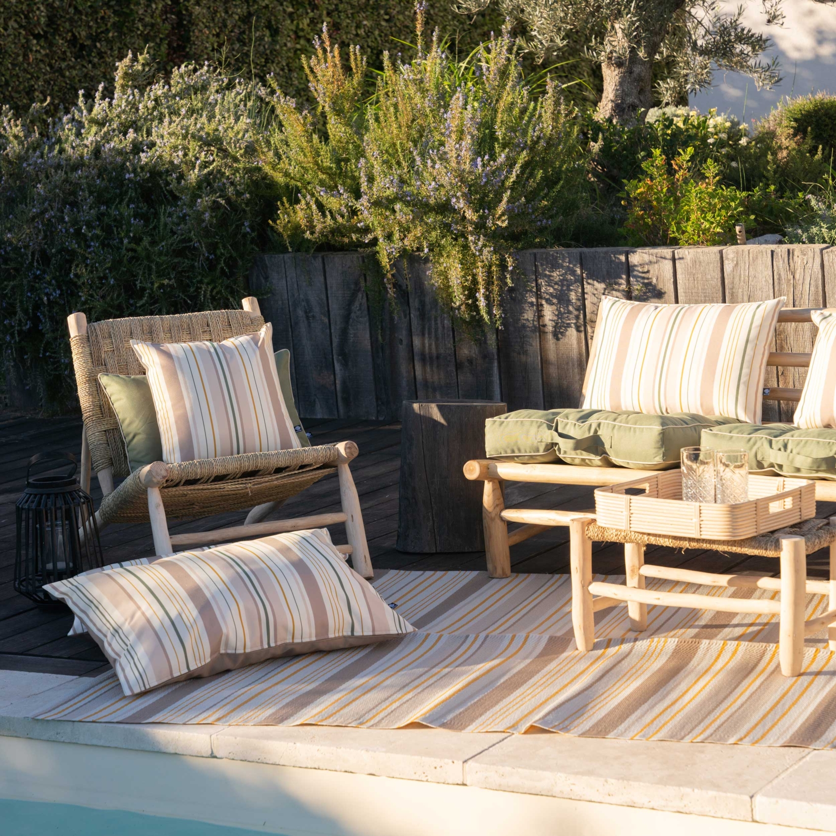 Coussin extérieur rayé — vue 4