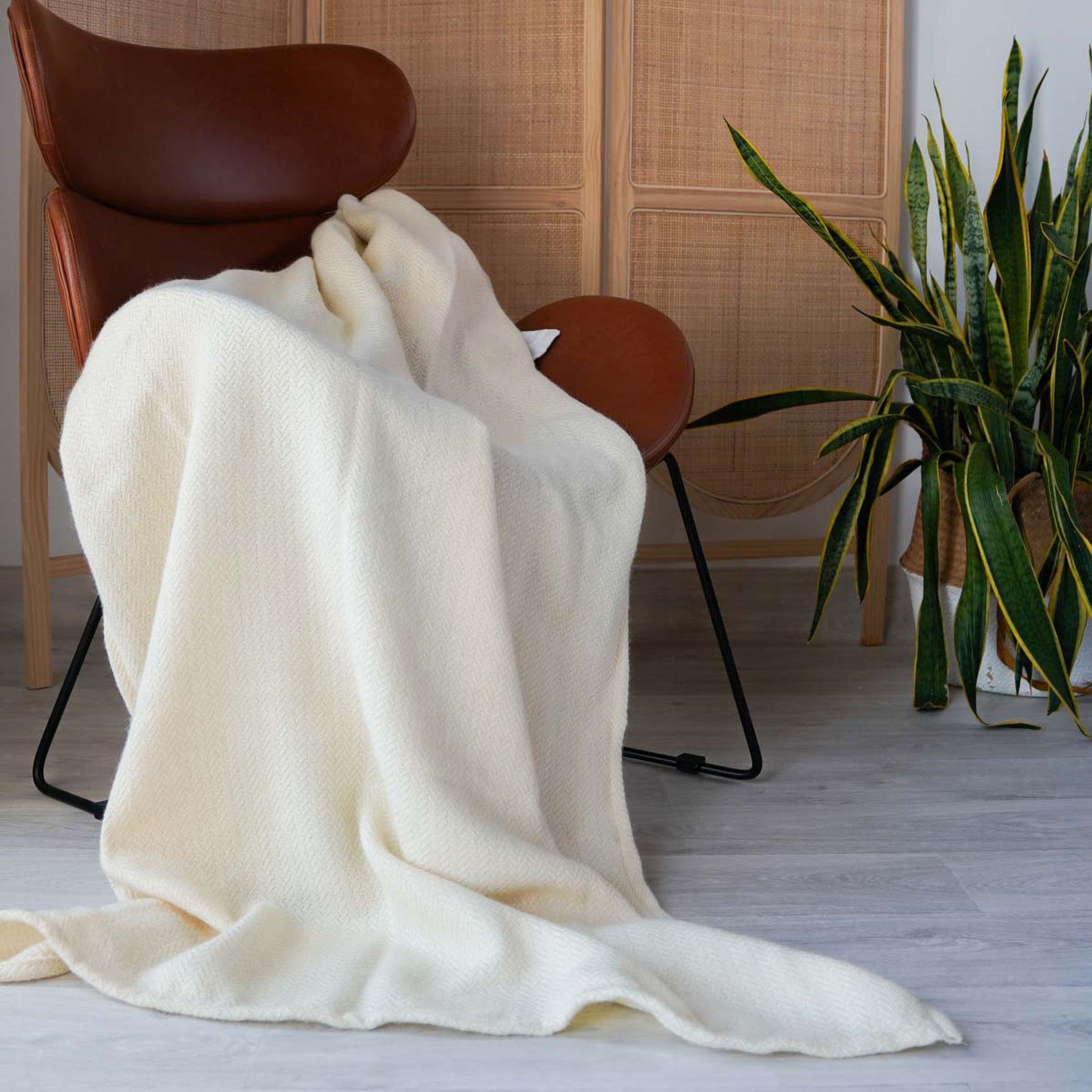 Plaid laine et soie - Petits chevrons — vue 4