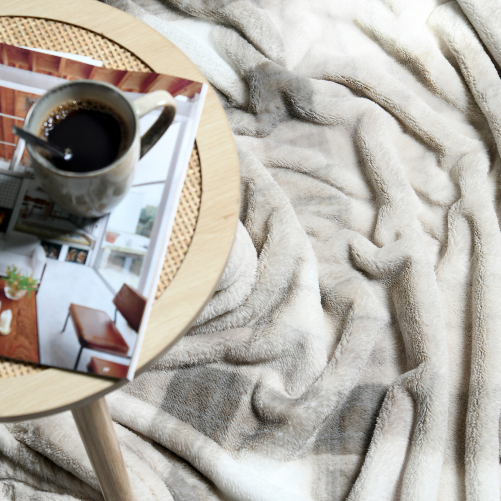 Plaid à carreaux écossais en imitation fourrure — vue 3