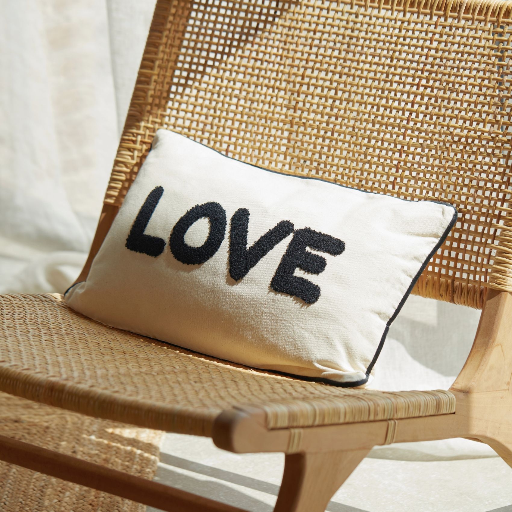 Coussin en toile Love — vue 4