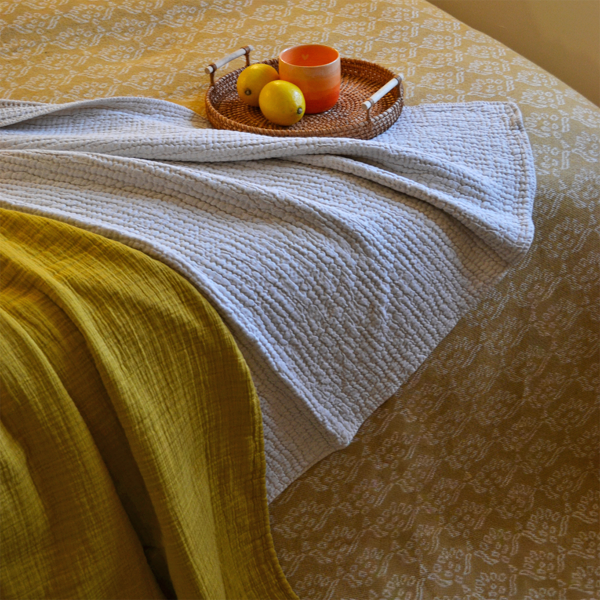 Dessus de lit jacquard motif floral — vue 4