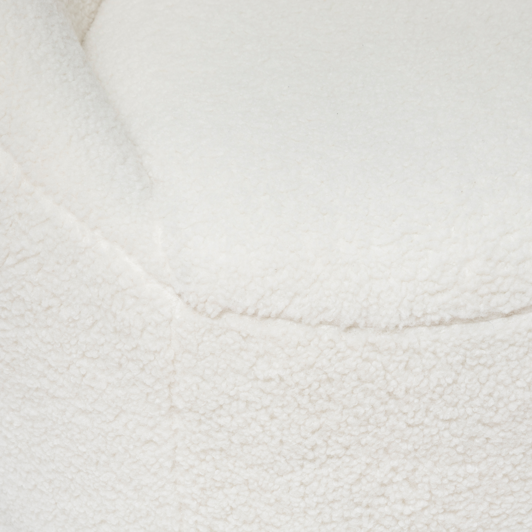 Fauteuil en bouclette au design arrondi — vue 6