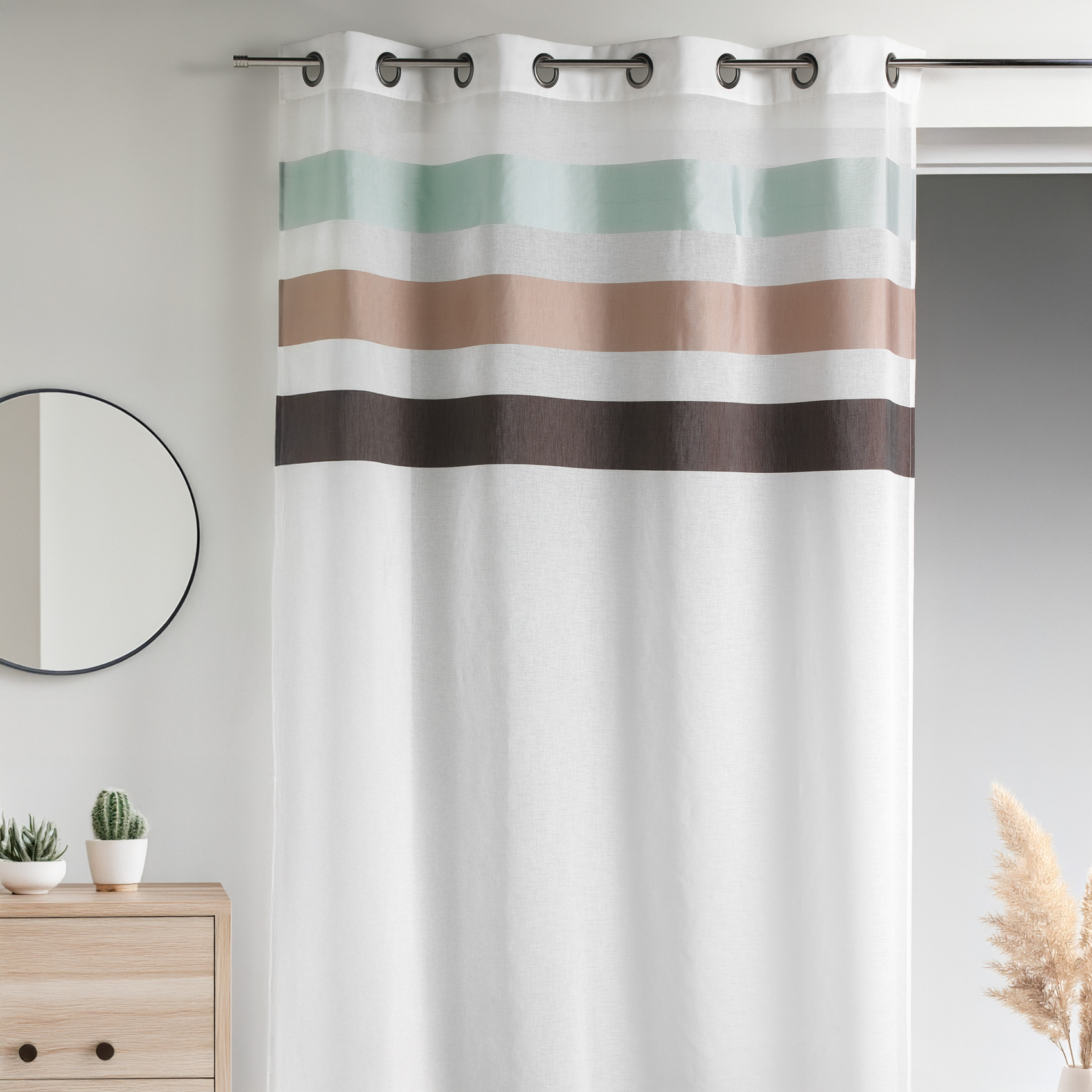 Voilage en étamine fantaisie à rayures horizontales