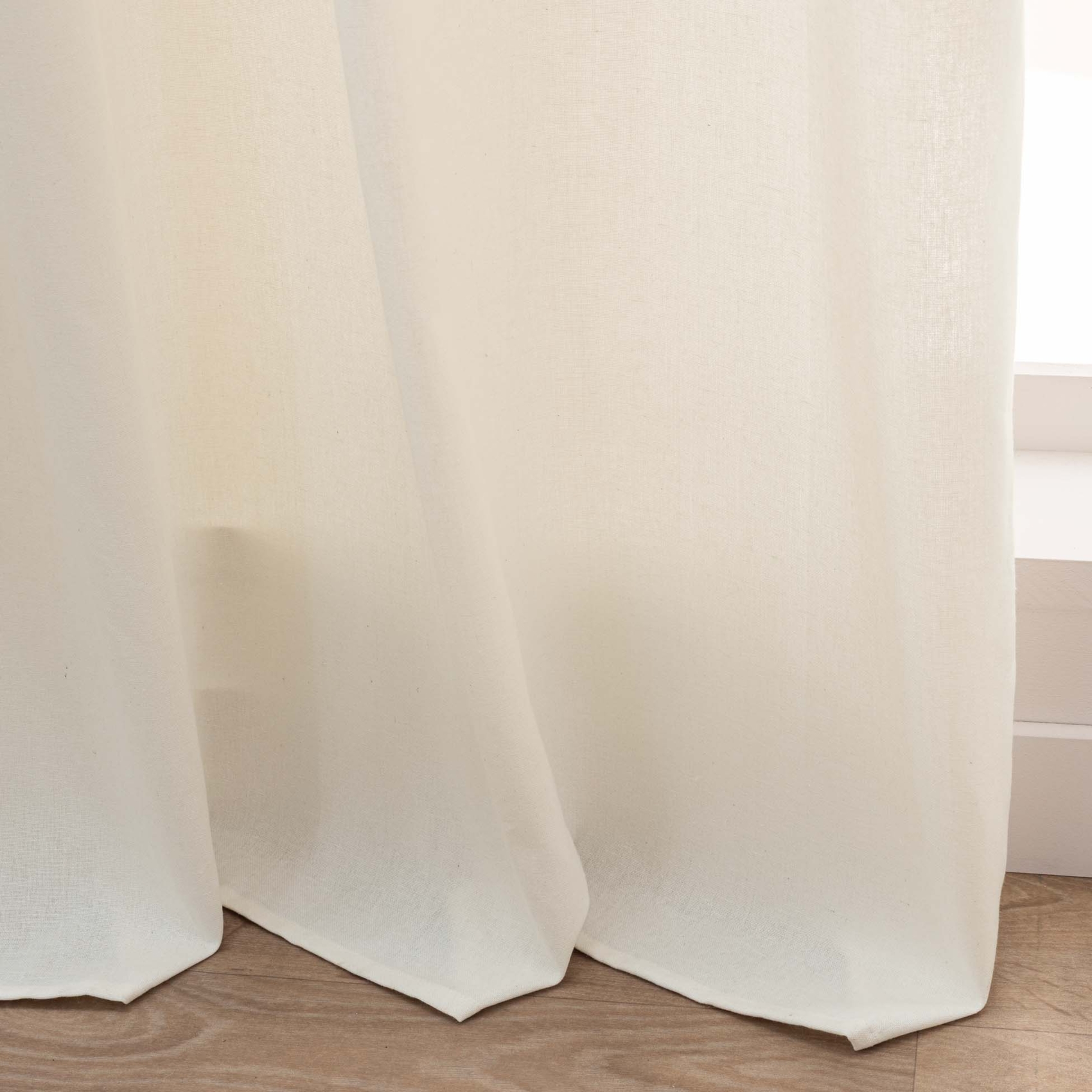 Rideau à œillets polycoton avec top à rayures métallisé et pompons — vue 5