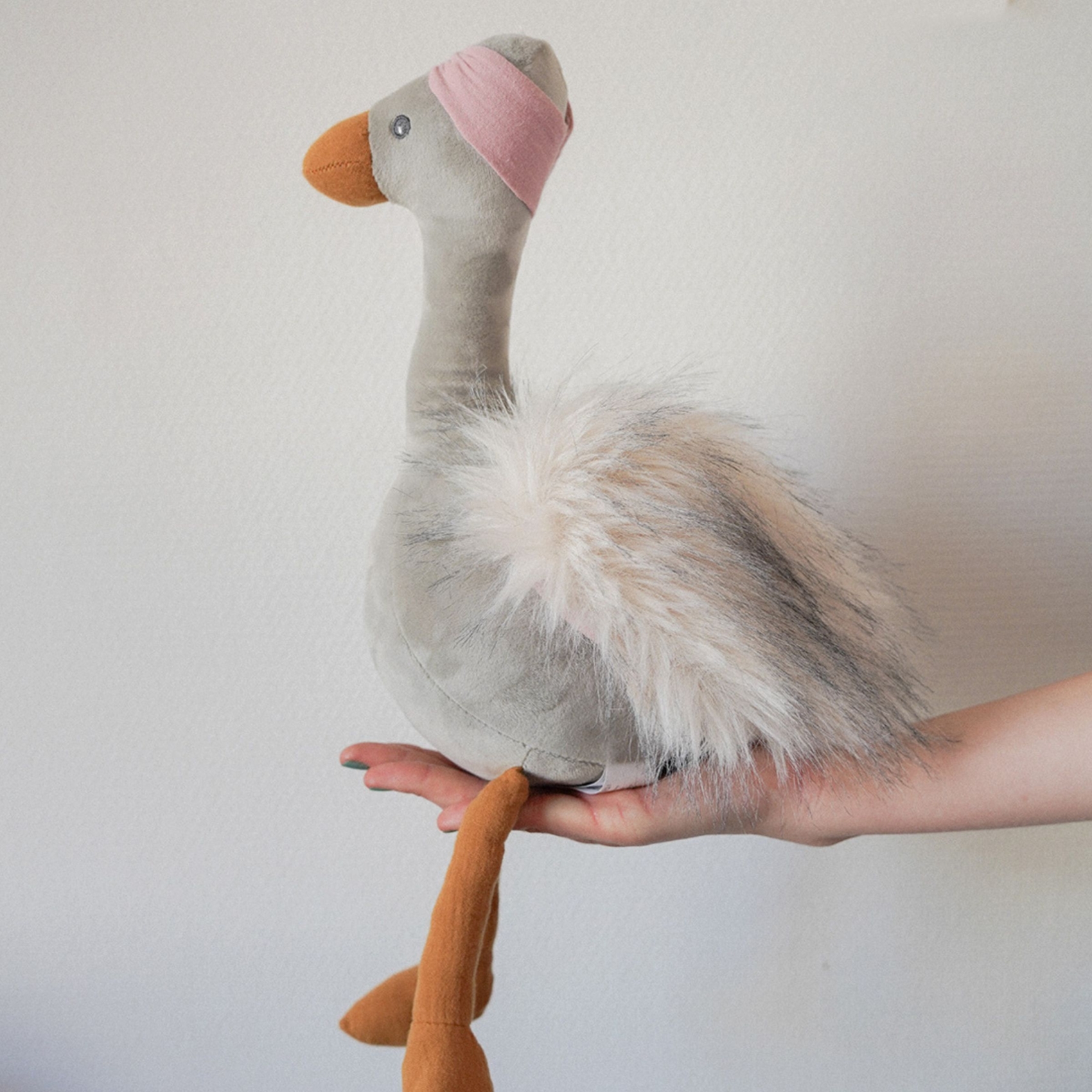Peluche Zélie l'oie cendrée — vue 3