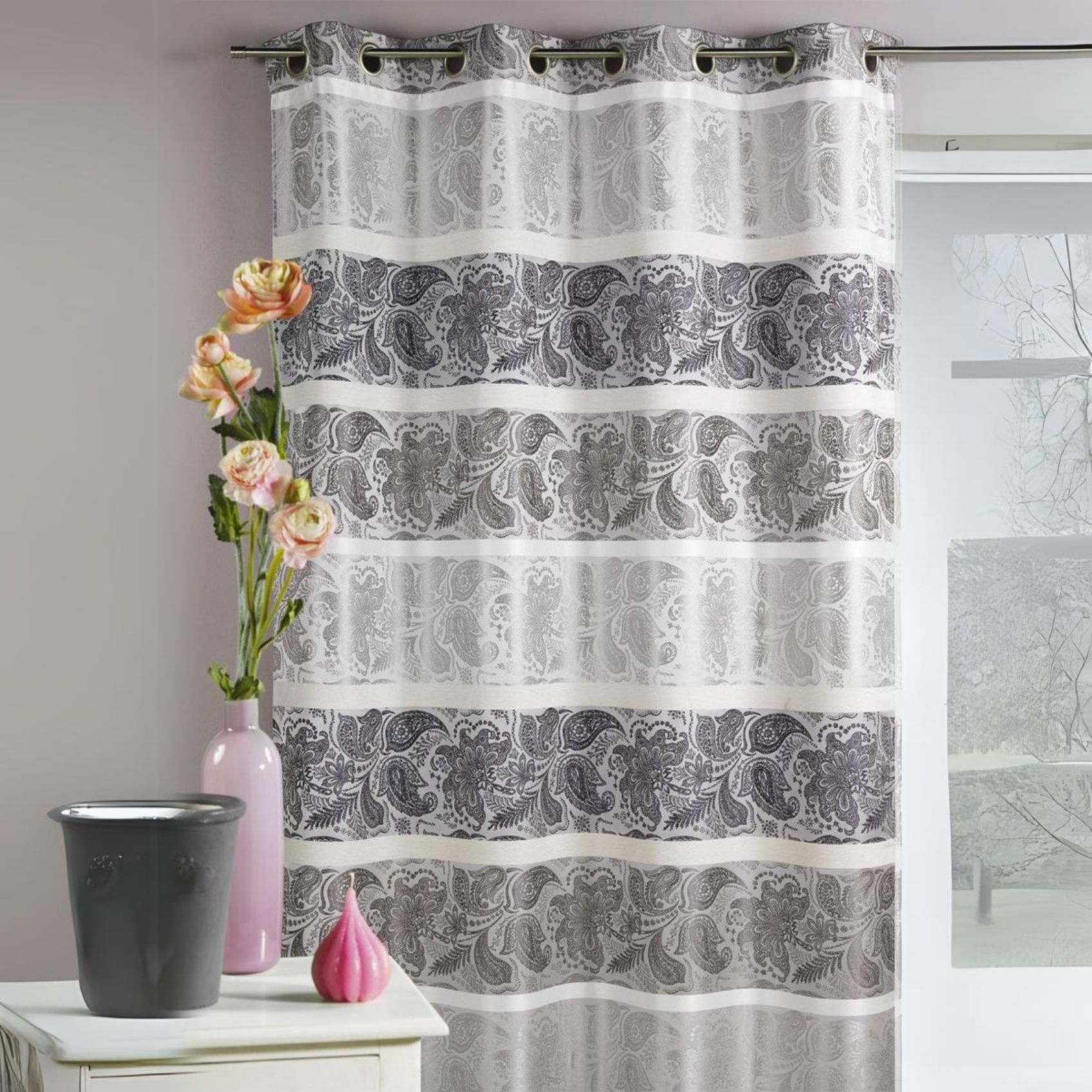 Rideau en jacquard à rayures horizontales fantaisies — vue 3