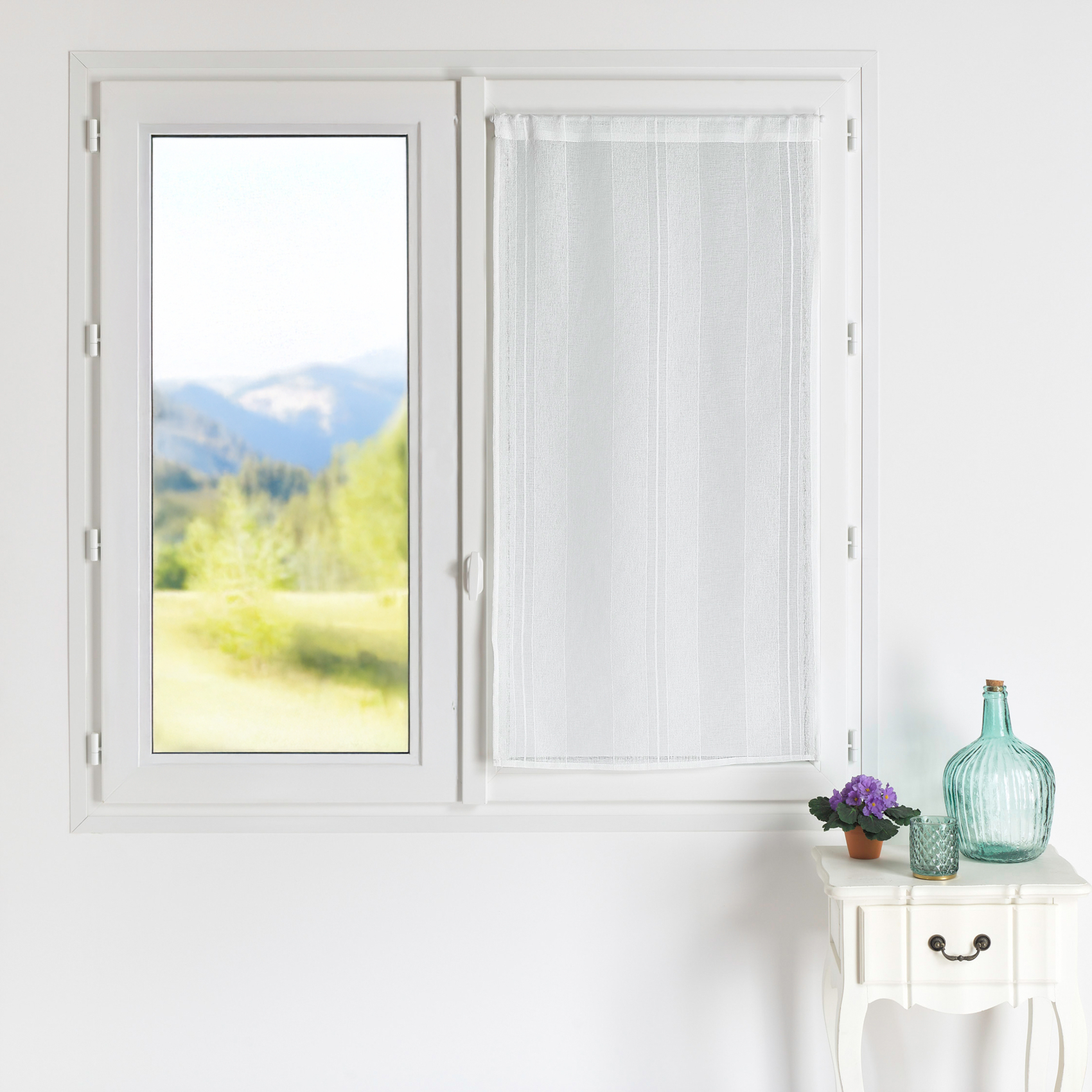 Petit voilage droit uni à rayures fantaisie