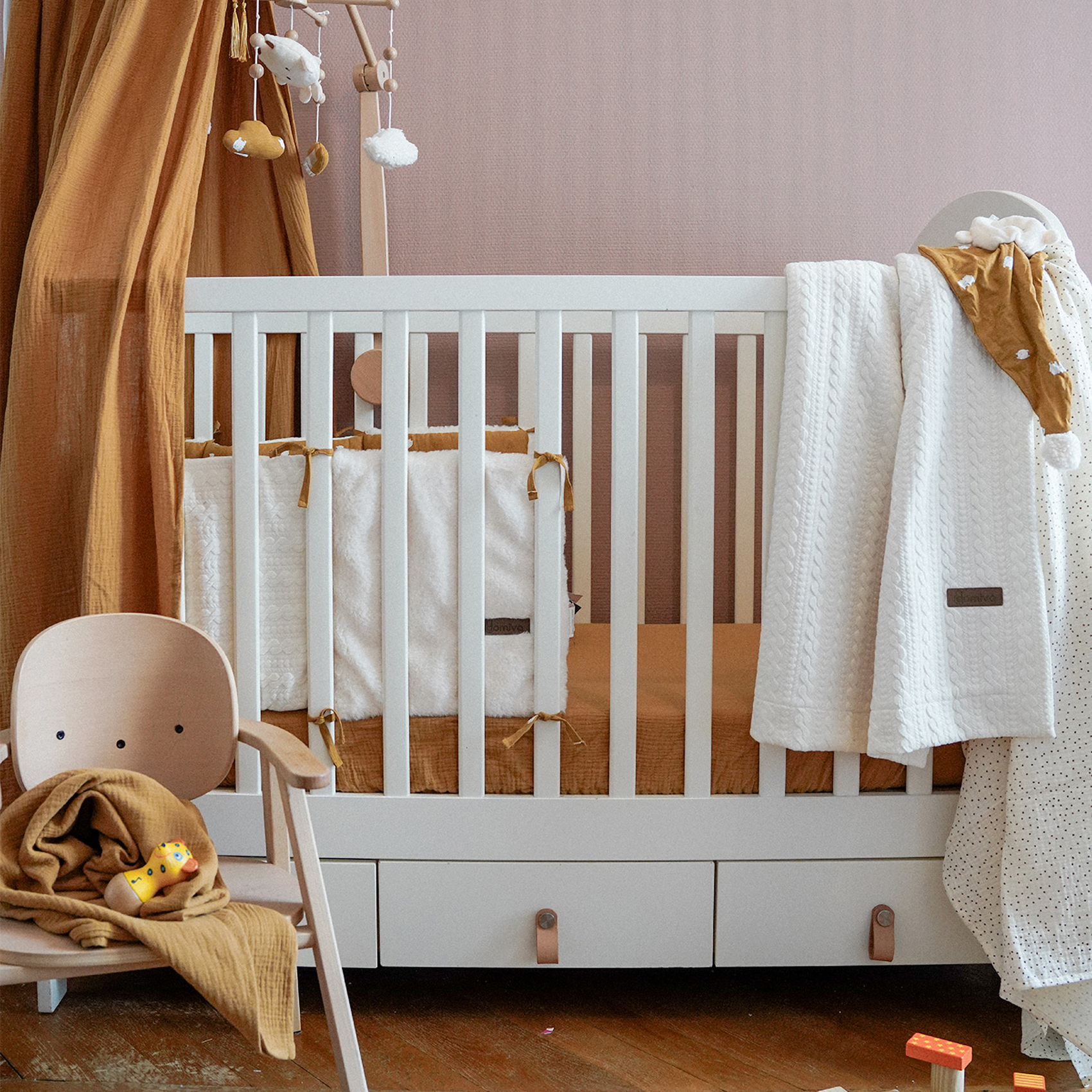 Tour de lit rembourré en jersey jacquard effet maille — vue 5