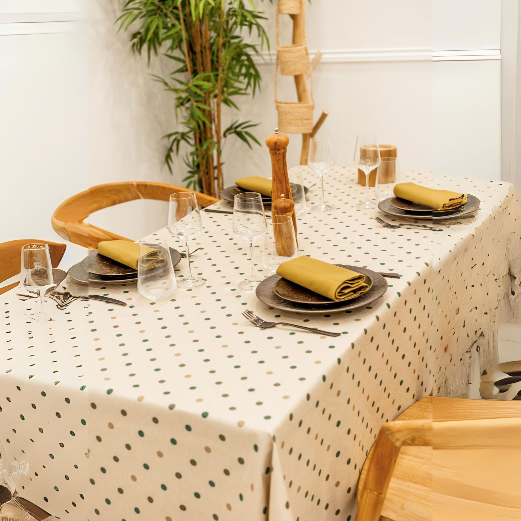 Nappe rectangle enduite à pois — vue 5