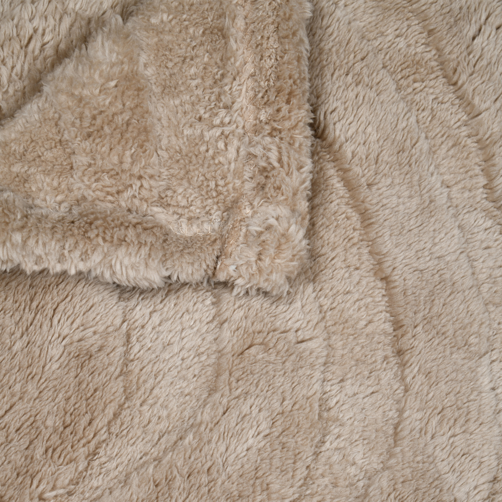 Plaid en imitation fourrure motif vague — vue 3