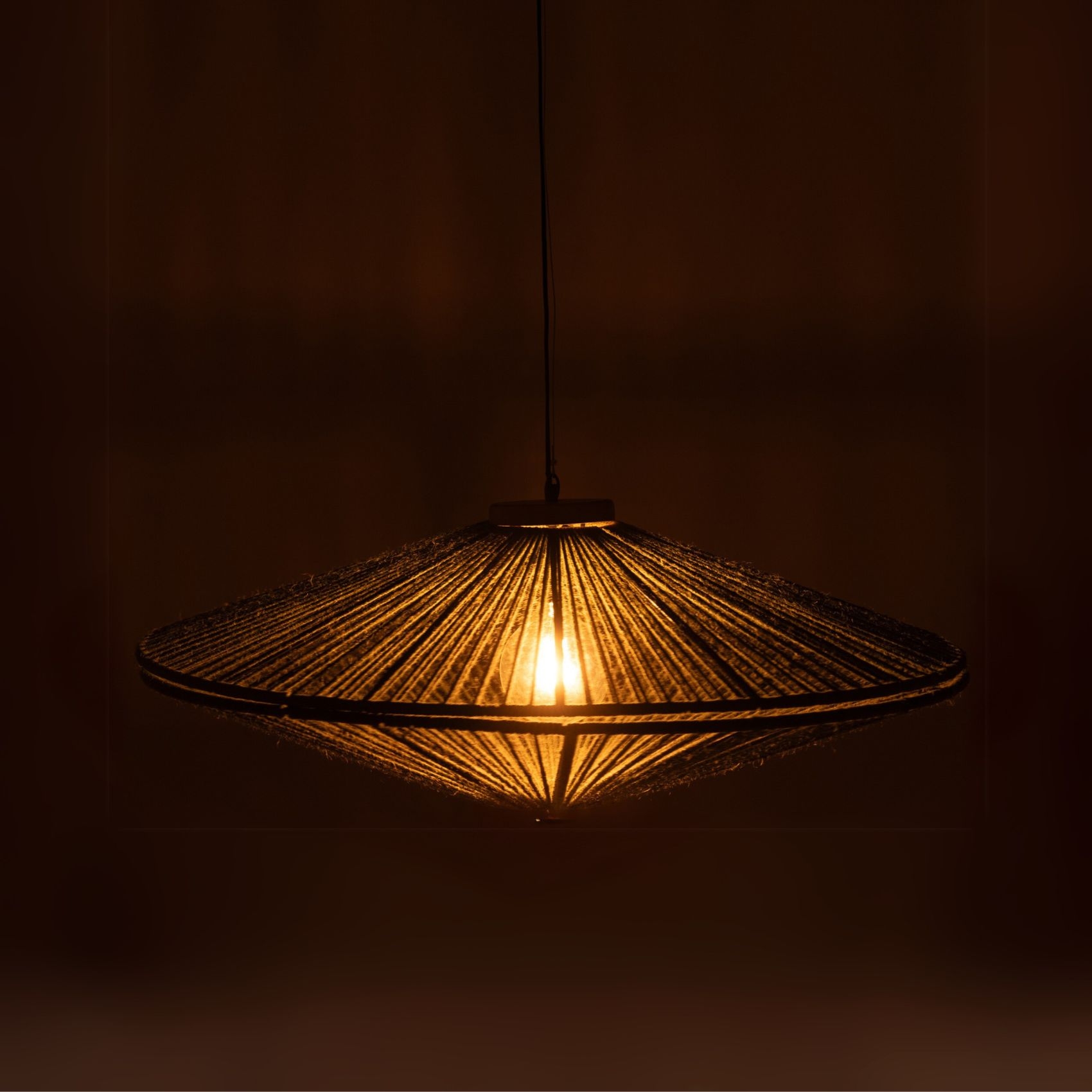 Suspension luminaire en fibre naturelle — vue 3