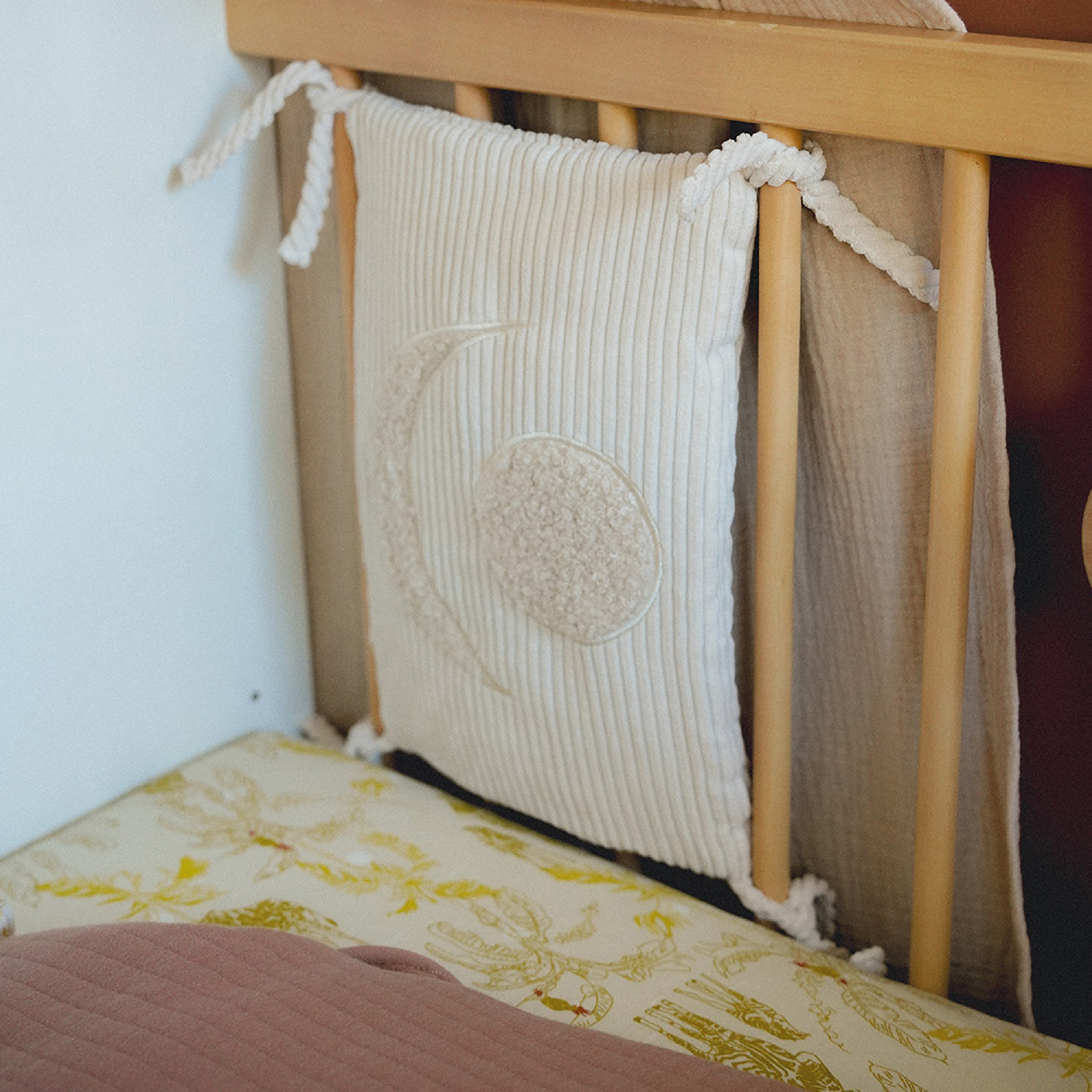 Tour de lit modulable bébé Lune — vue 4