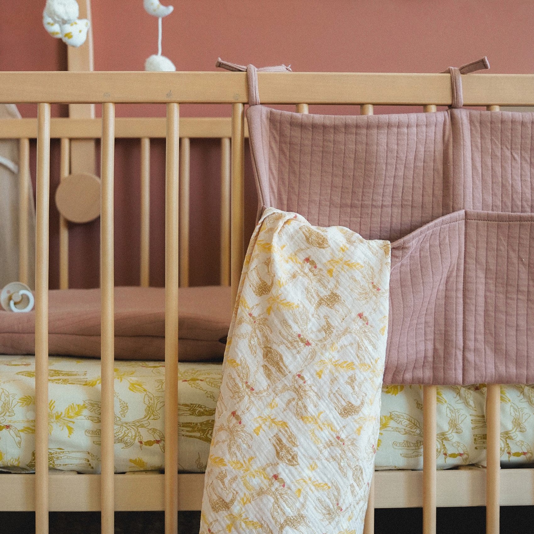 Pochette de rangement pour lit bébé — vue 3