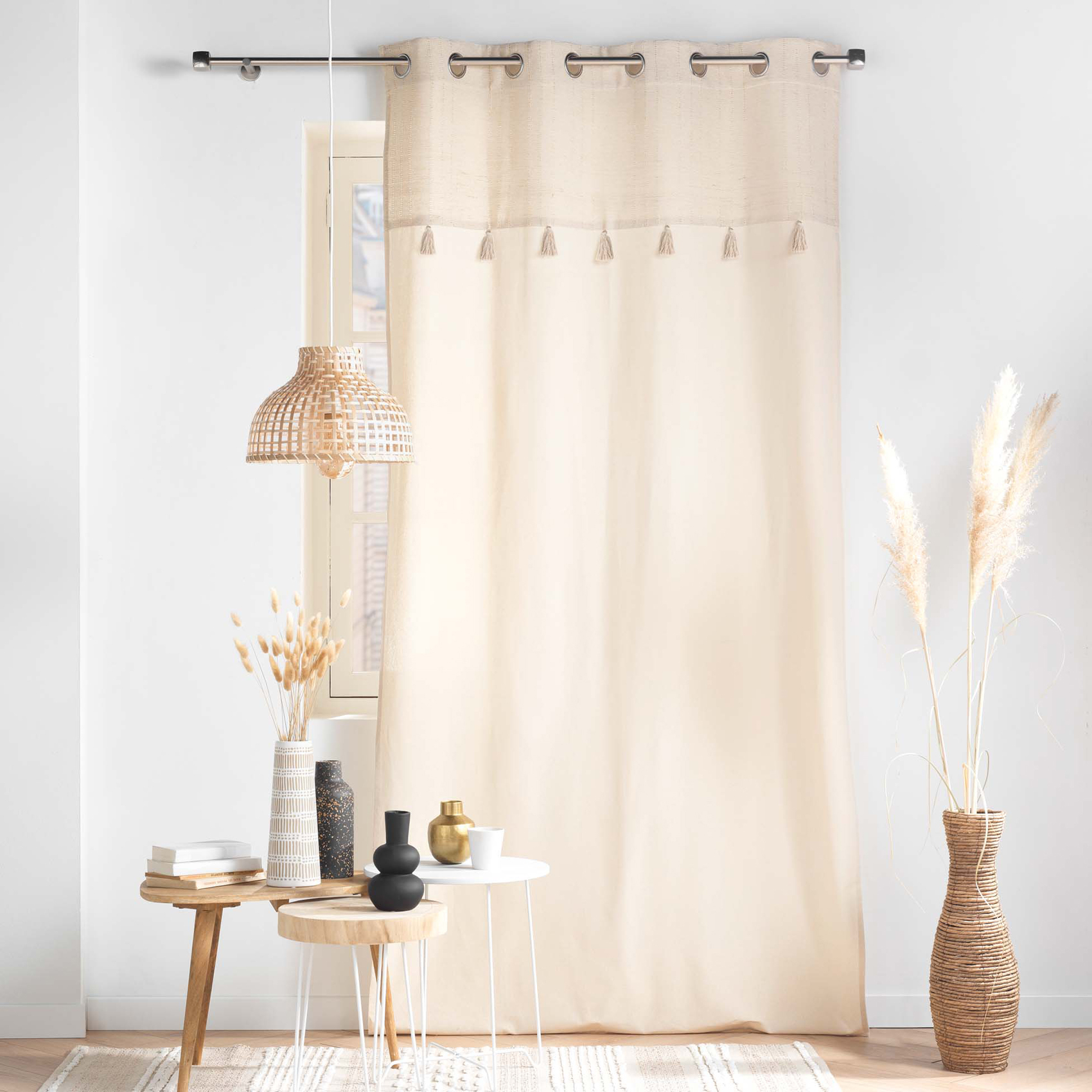 Rideau à œillets avec top métallisé et pompons — vue 4