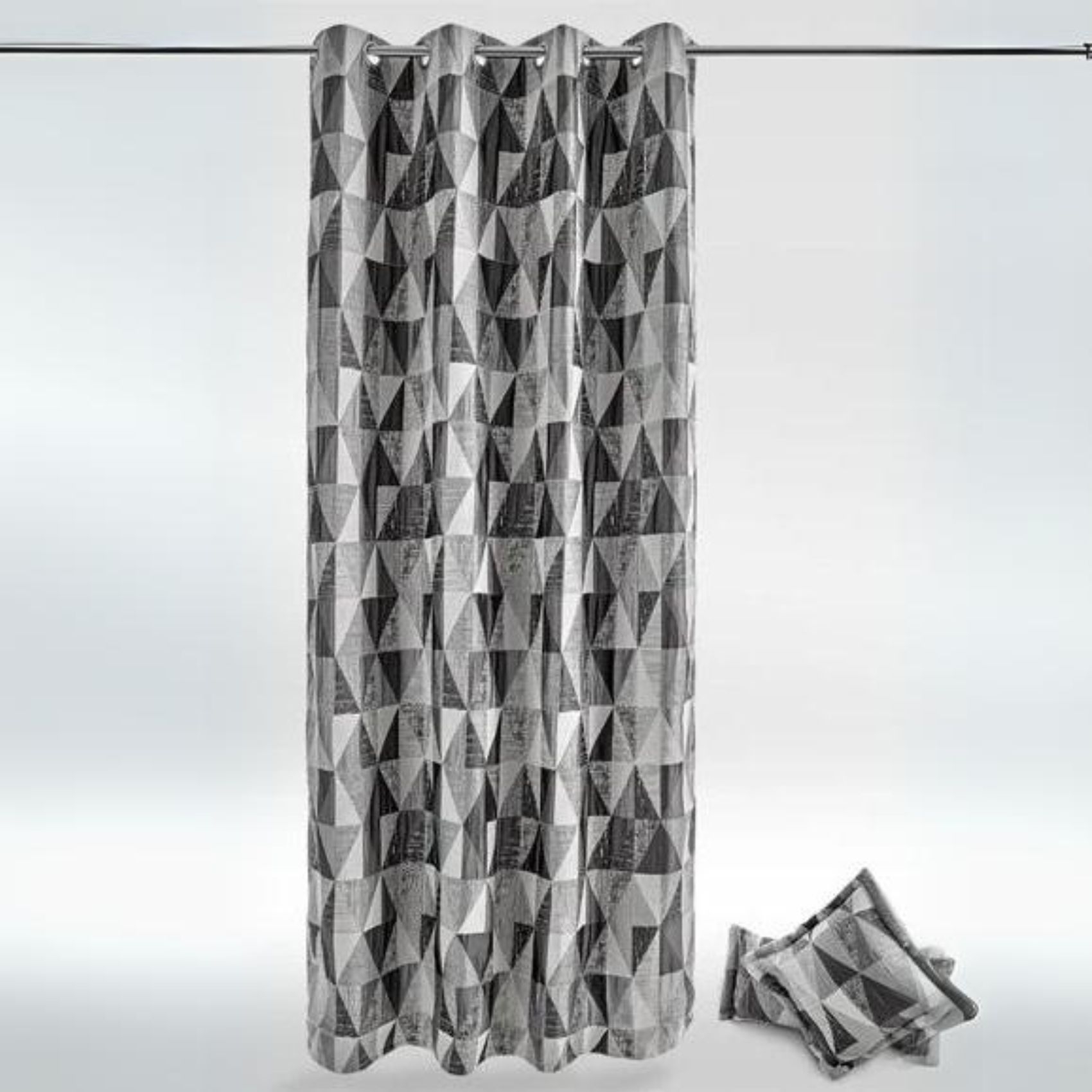 Rideau design à motifs triangulaires — vue 5