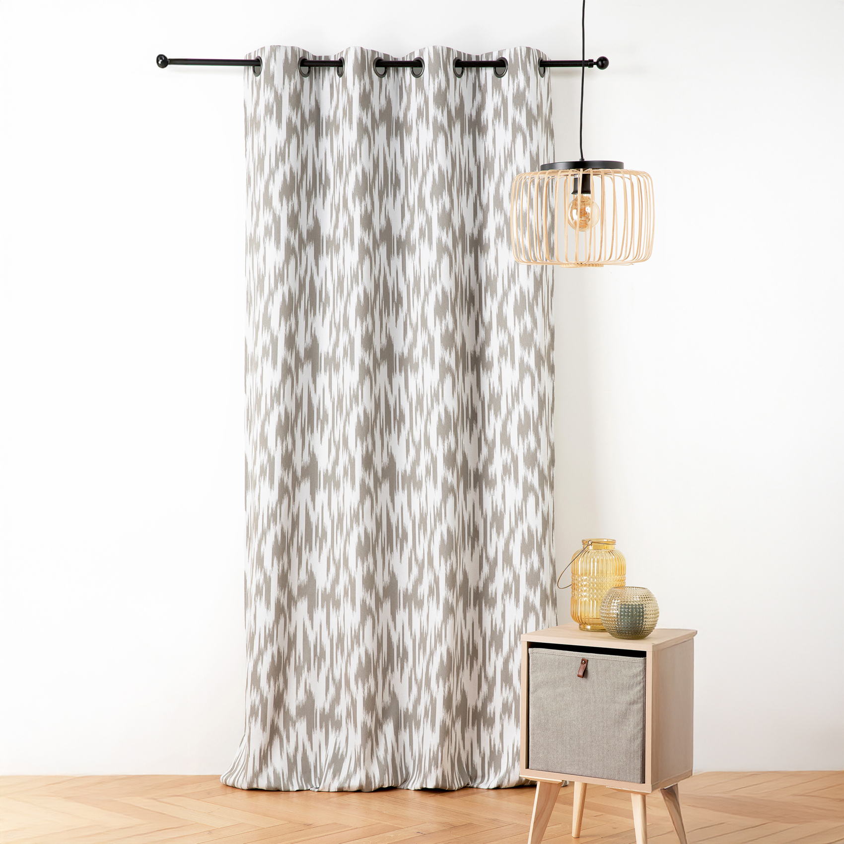 Rideau jacquard motif ikat en fils upcyclés