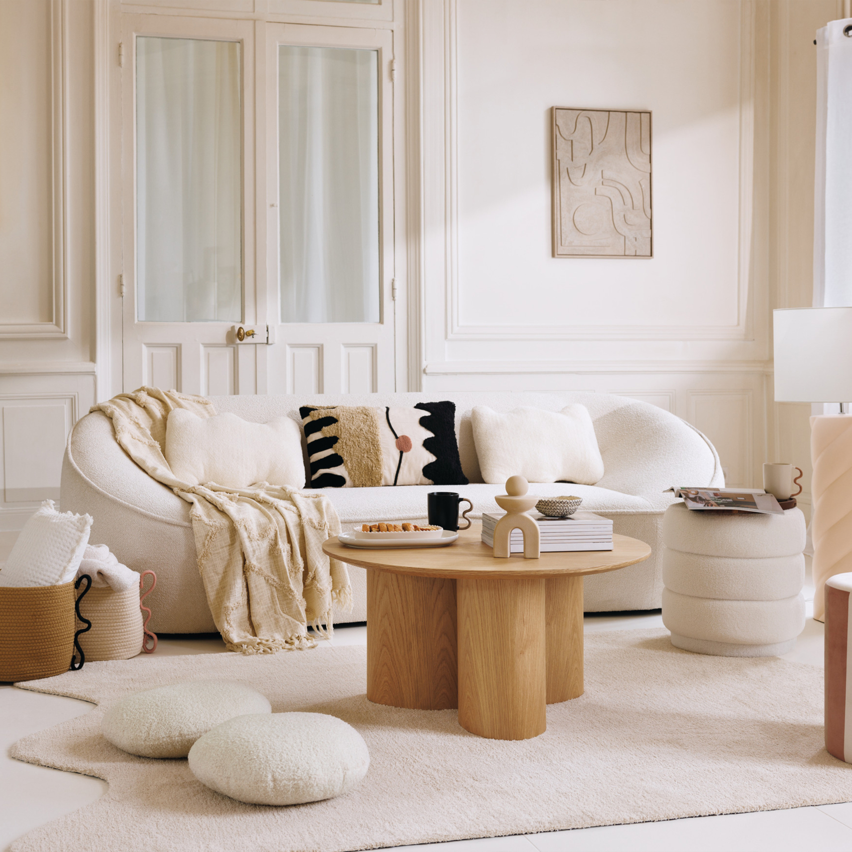 Canapé fixe 3 places en bouclette au design organique — vue 4