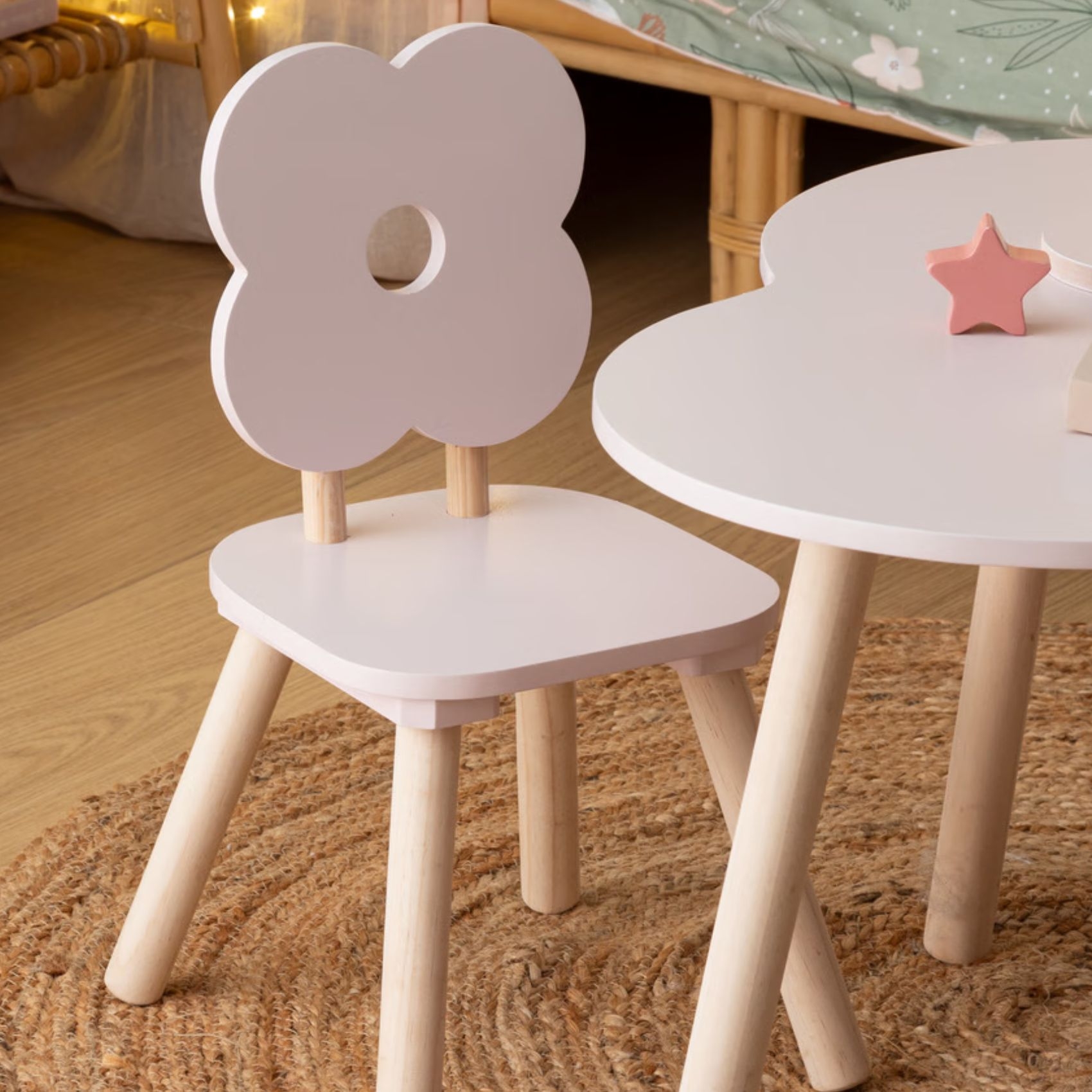 Chaise fleur rose pour enfant — vue 3