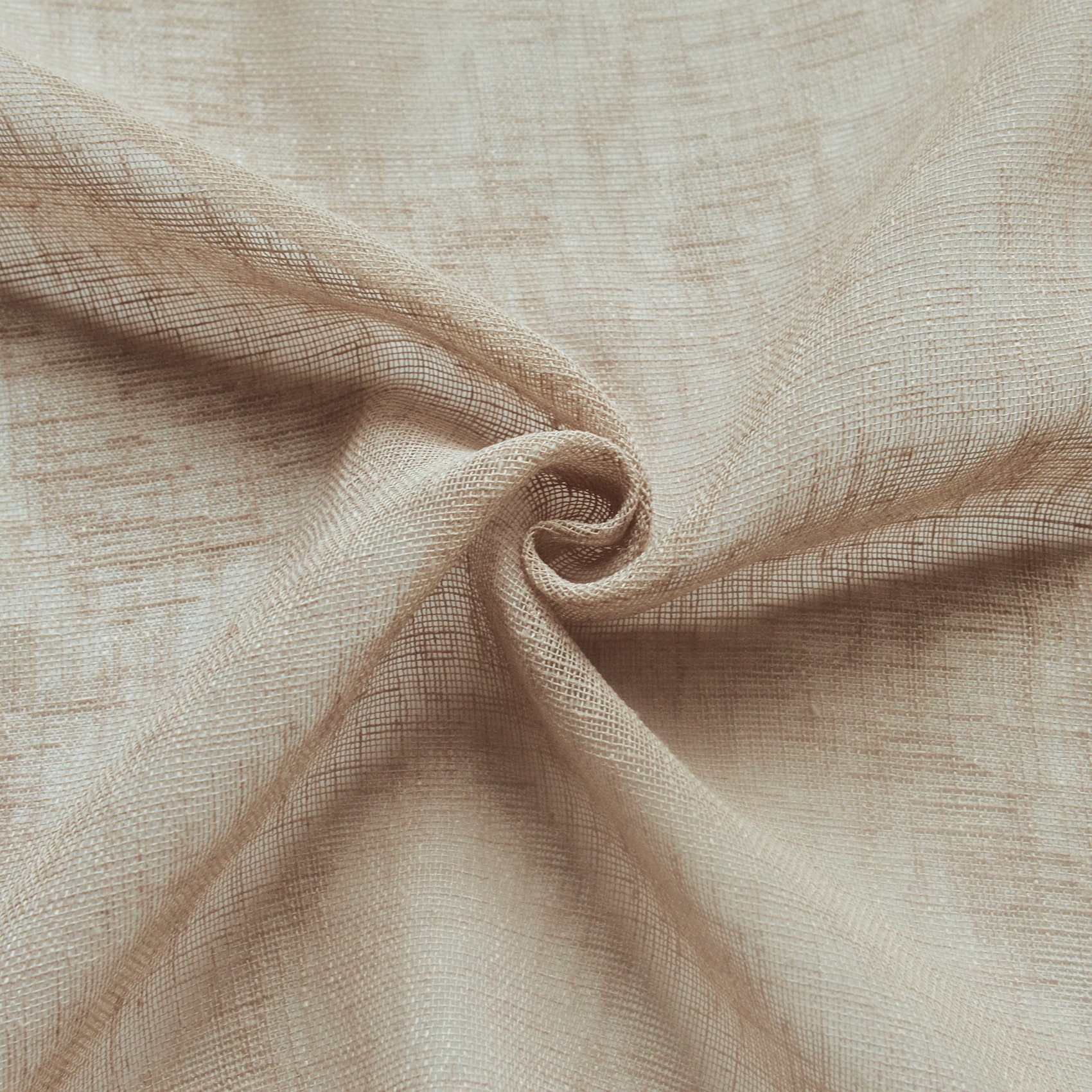 Tissu voile en étamine uni avec bas plombé — vue 3