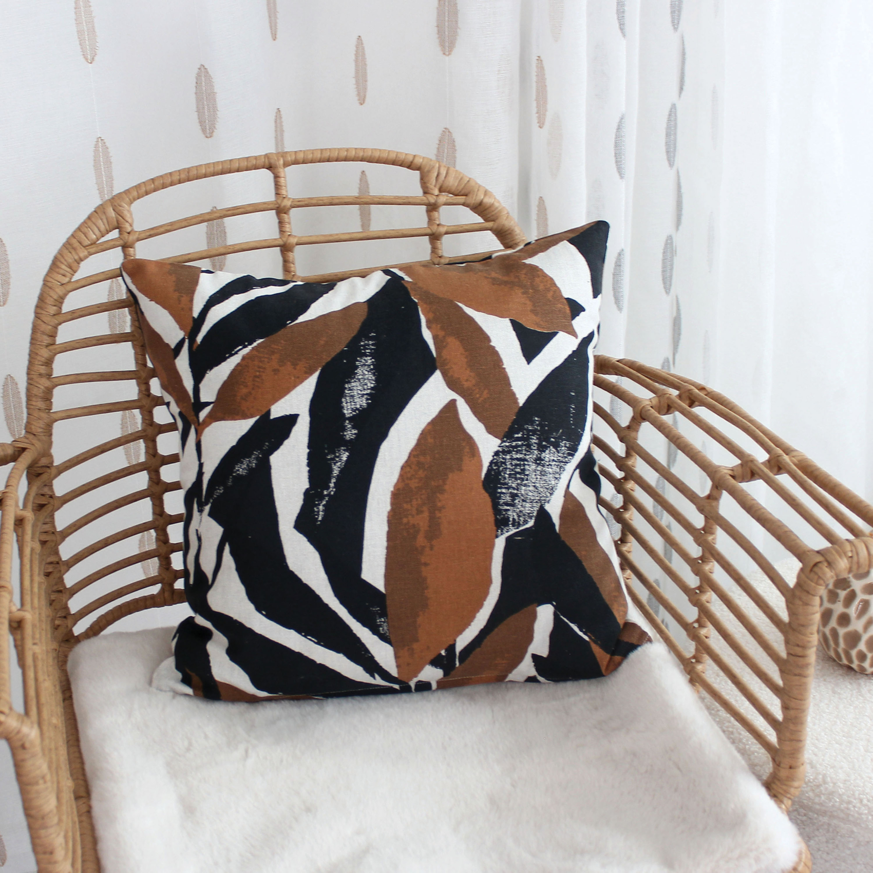 Coussin décoratif déhoussable motif graphique — vue 5