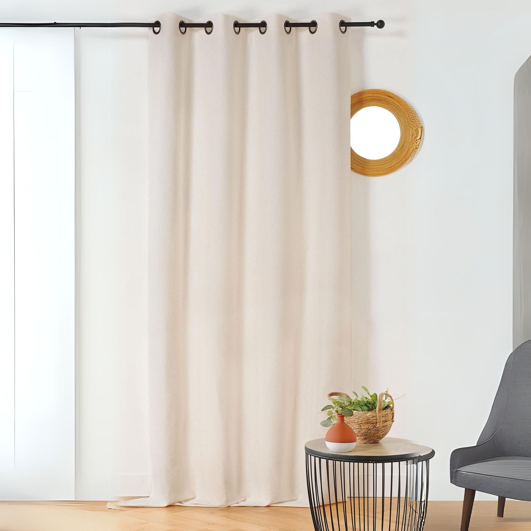 Rideau à l'aspect texturé en bouclette