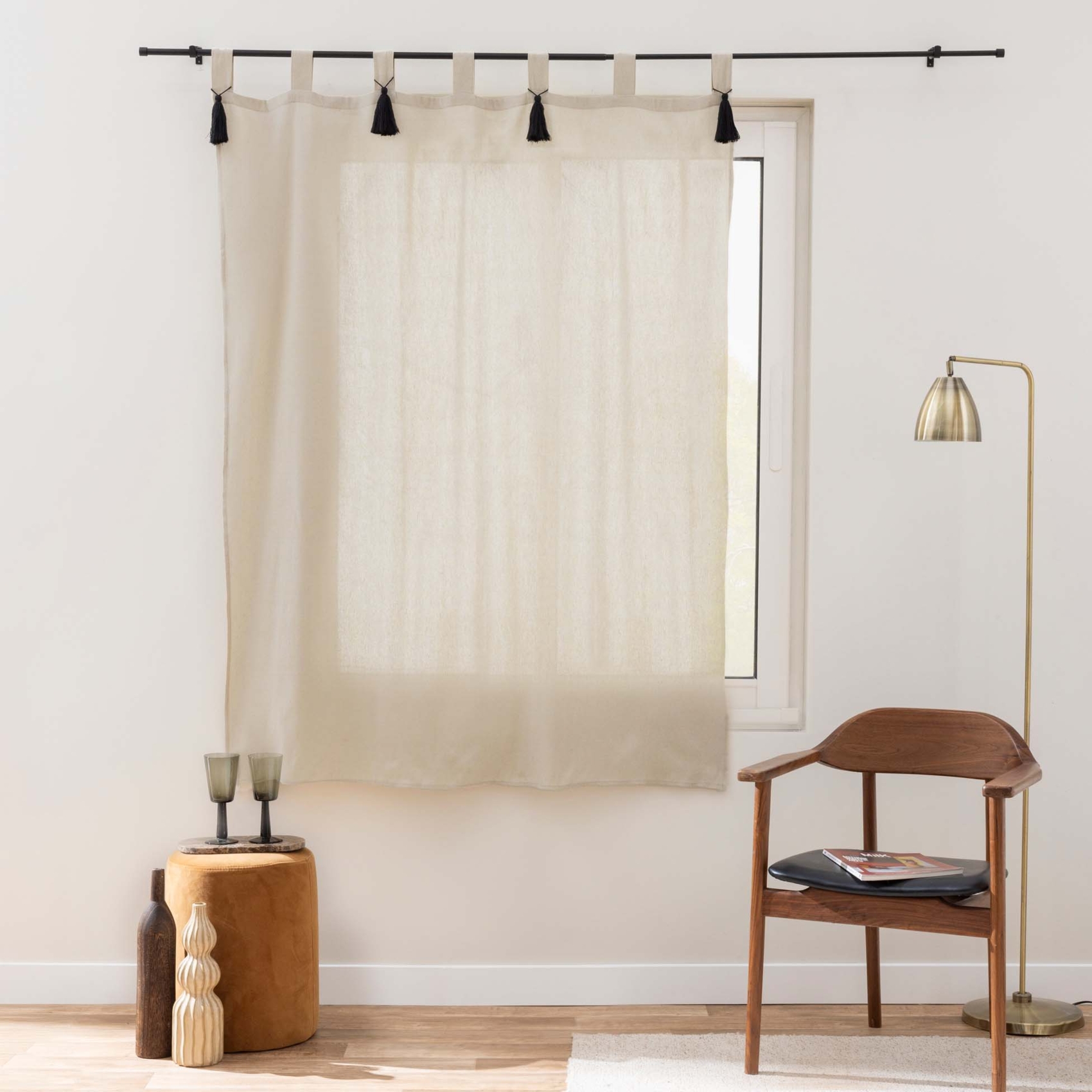 Rideau tamisant polycoton avec passants et pompons