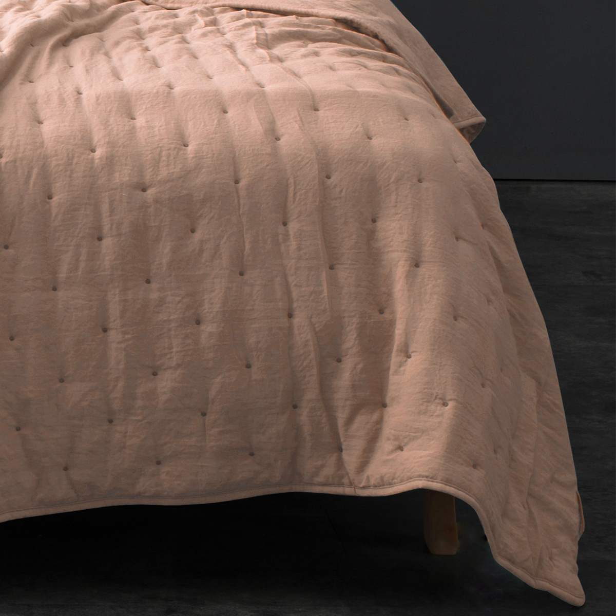 Couvre lit matelassé et moelleux — vue 3