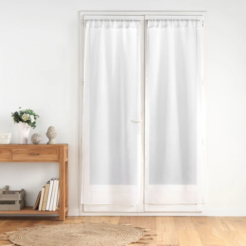 Paire de voilages passe-tringle en voile sablé avec finitions pompons 70 x 240 cm BLANC