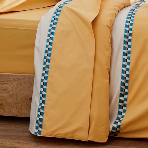Bettlaken aus Baumwollperkal mit geometrischer Borte