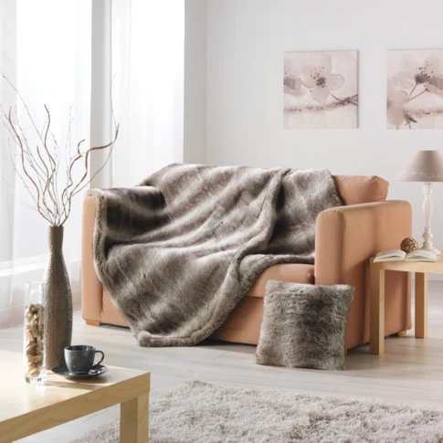 Plaid en Fourrure brun doublé velours
