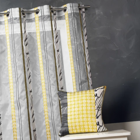 Voilage en organza à fines rayures zébrées