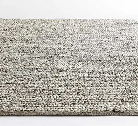 tapis effet satiné gris