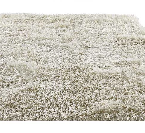 tapis à longues mèches blanc