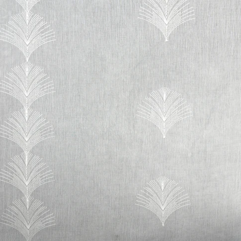 Tissu voilage brodé motif feuilles à bas plombé